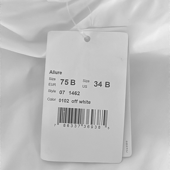 Hanro Allure Bra Camisole - Picture 16 of 16